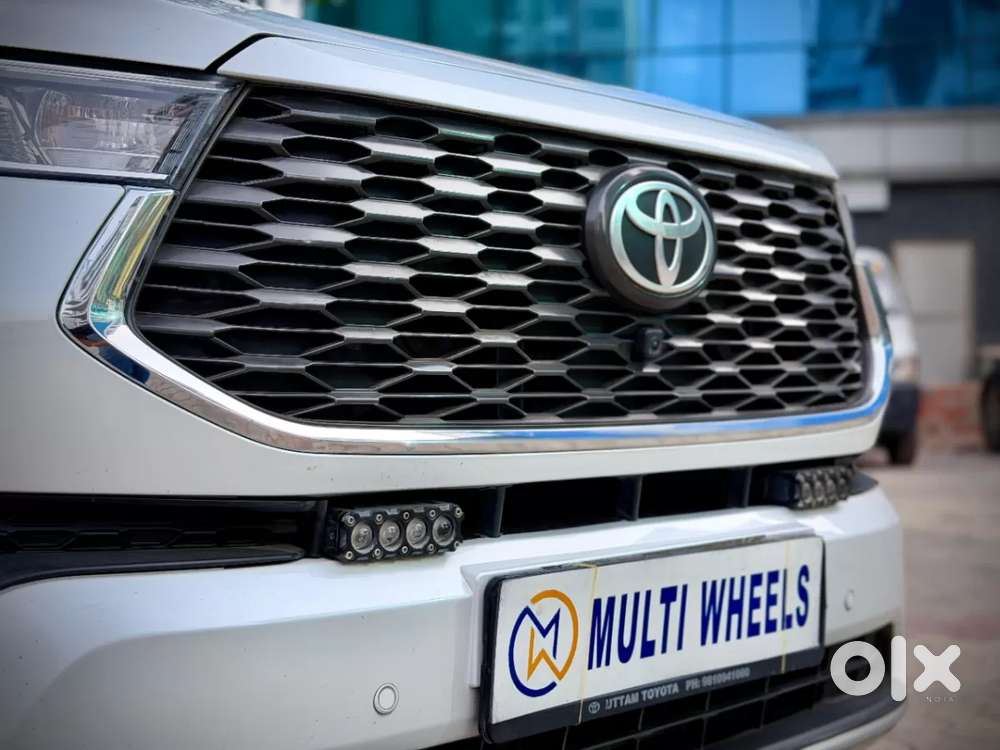 Toyota Innova Hycross 2.0 Vx Hybrid 7 Str, 2025, Petrol