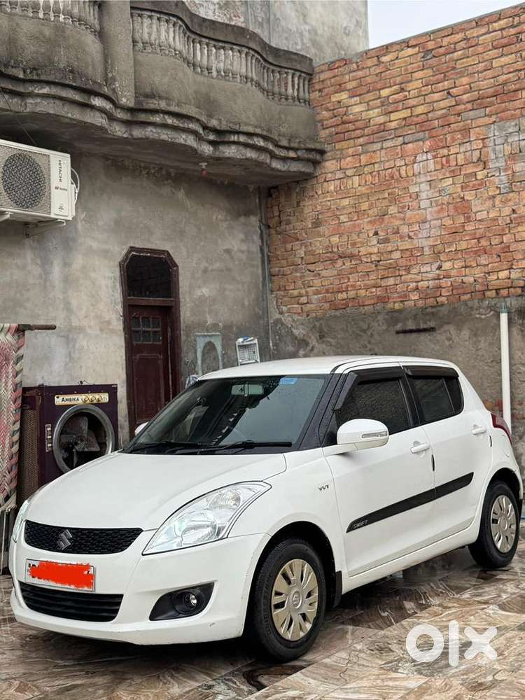 Maruti Suzuki Swift 2011 November Last