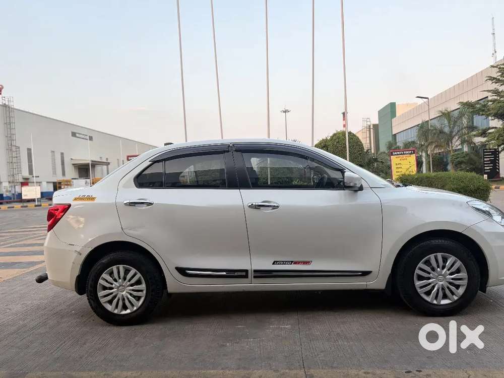 Maruti Suzuki Dzire 1.2 Vxi 2023