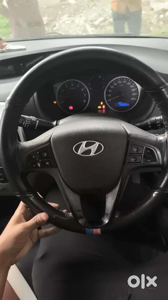 Honda I20 Abz Car Petrol  2013