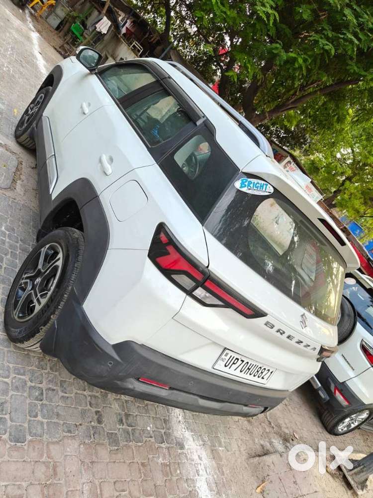 Maruti Suzuki Brezza 1.5 Lxi Smart Hybrid, 2025, Petrol