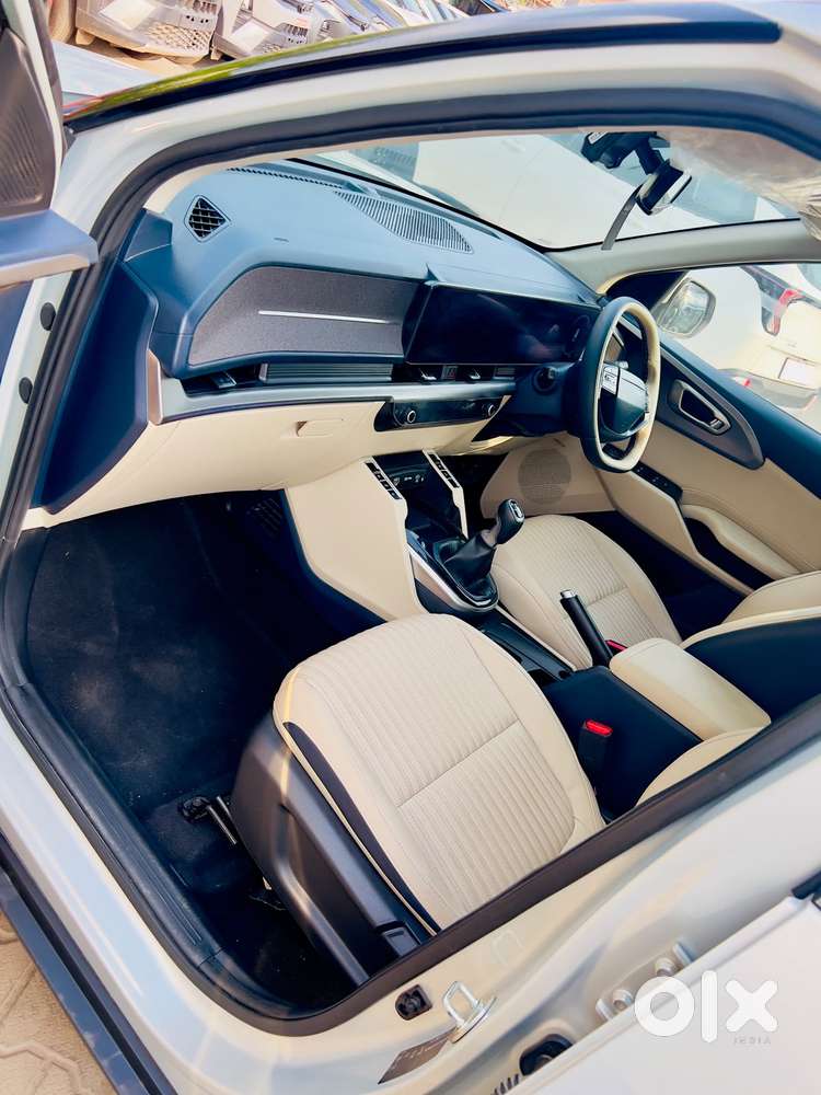 Kia Carens Clavis, 2025, Petrol
