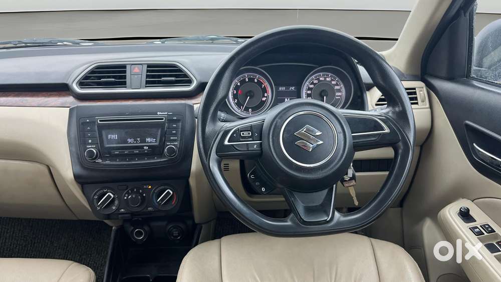 Maruti Suzuki Swift Dzire Amt Vxi, 2017, Petrol