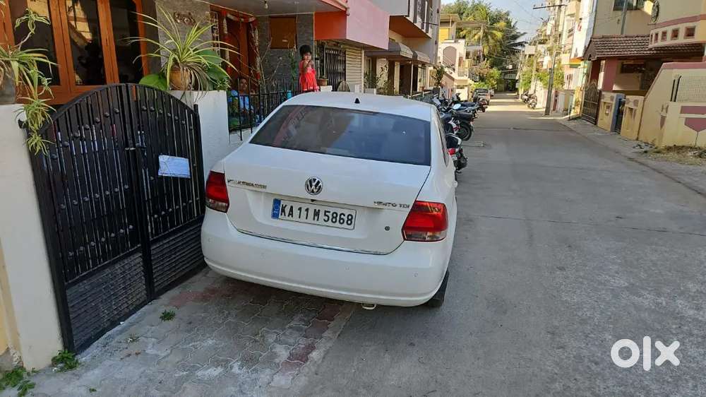 Volkswagen Vento Diesel Highline 2013