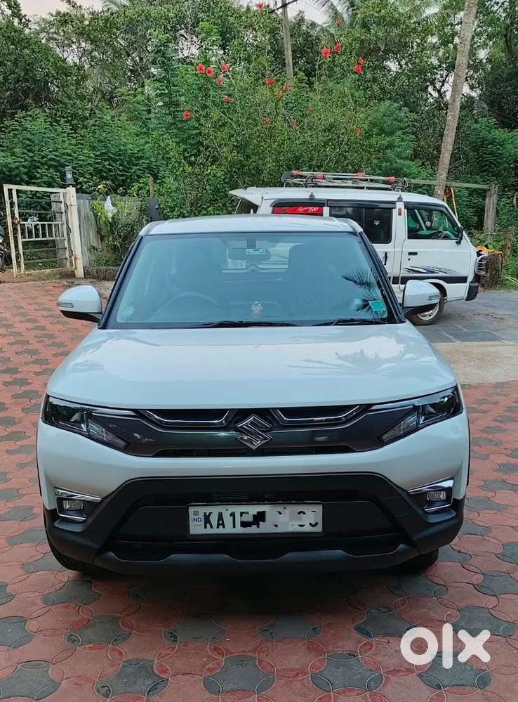 Maruti Suzuki Brezza 1.5 Vxi Smart Hybrid, 2025, Petrol
