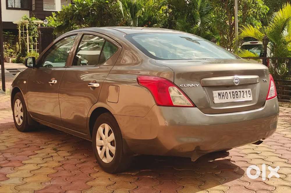 Nissan Sunny Petrol 2012