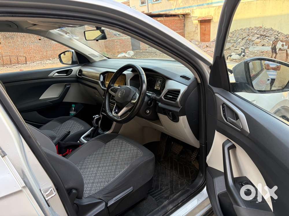 Volkswagen Taigun 1.0 Tsi Highline Automatic Complete Showroom Track