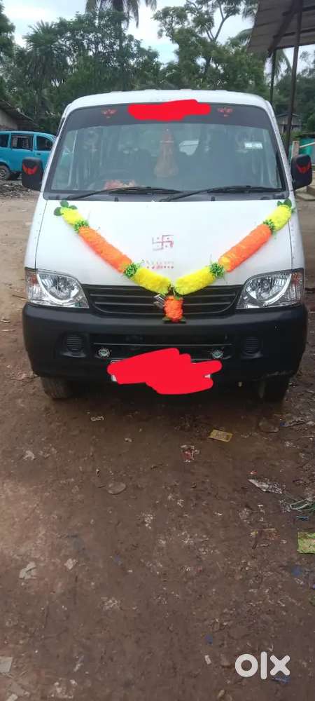 Maruti Suzuki Eeco 2022 Petrol 930000 Km Driven
