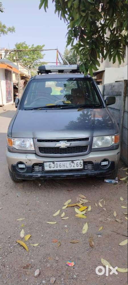 Chevrolet Tavera Neo 2014 Diesel 319532 Km Driven