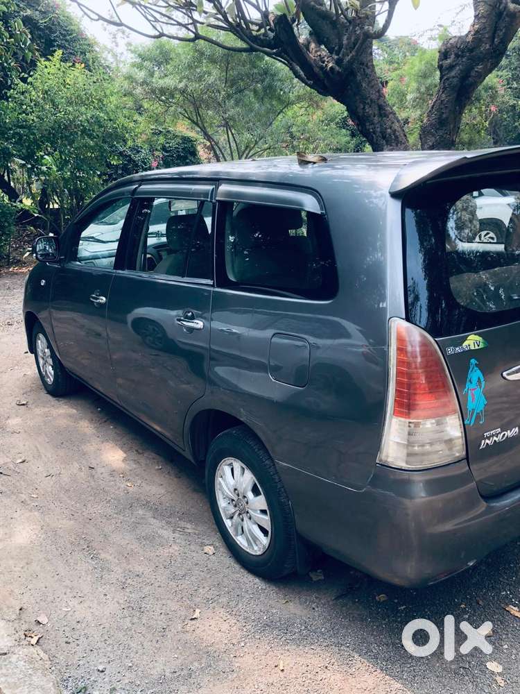 Toyota Innova 2.5 V 7 Str, 2009, Diesel