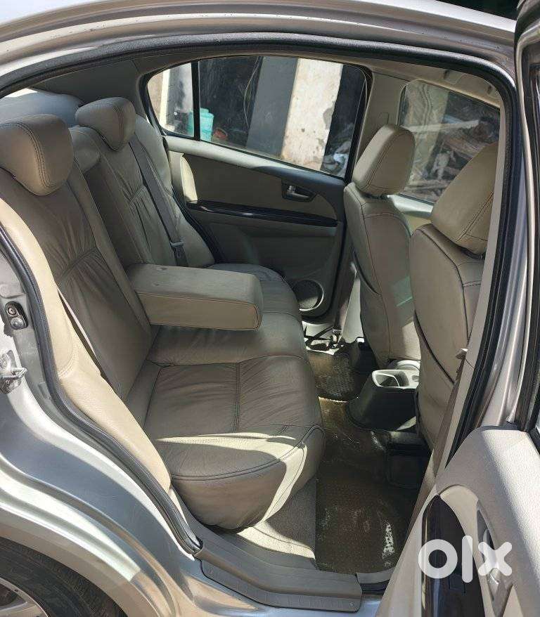 Maruti Suzuki Sx4 Zxi Mt Bsiv, 2010, Petrol