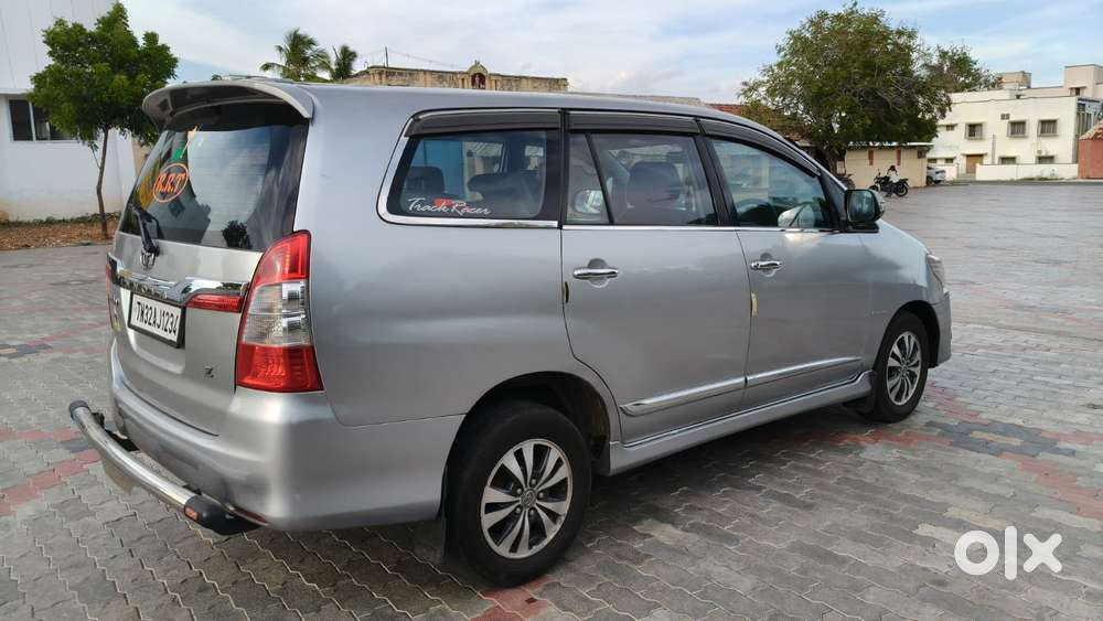Toyota Innova 2.5 Z Diesel 7 Seater Bs Iv, 2015, Diesel