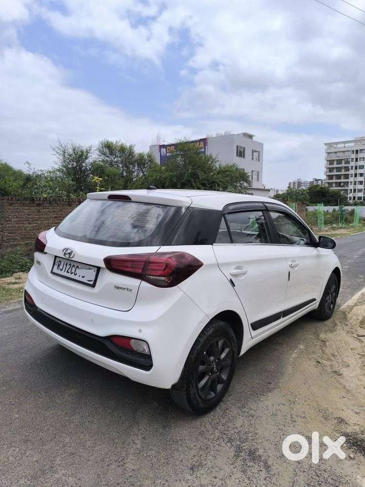 Hyundai Elite I20 Sportz (o) 1.2, 2020, Petrol