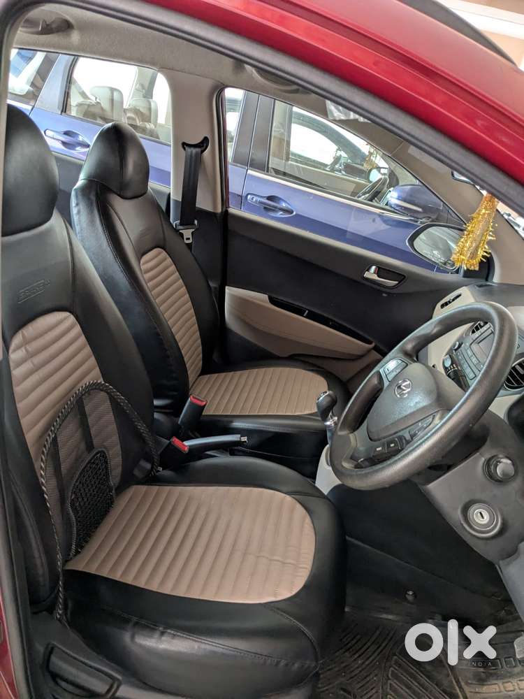 Hyundai Grand I10 Sportz, 2016, Petrol