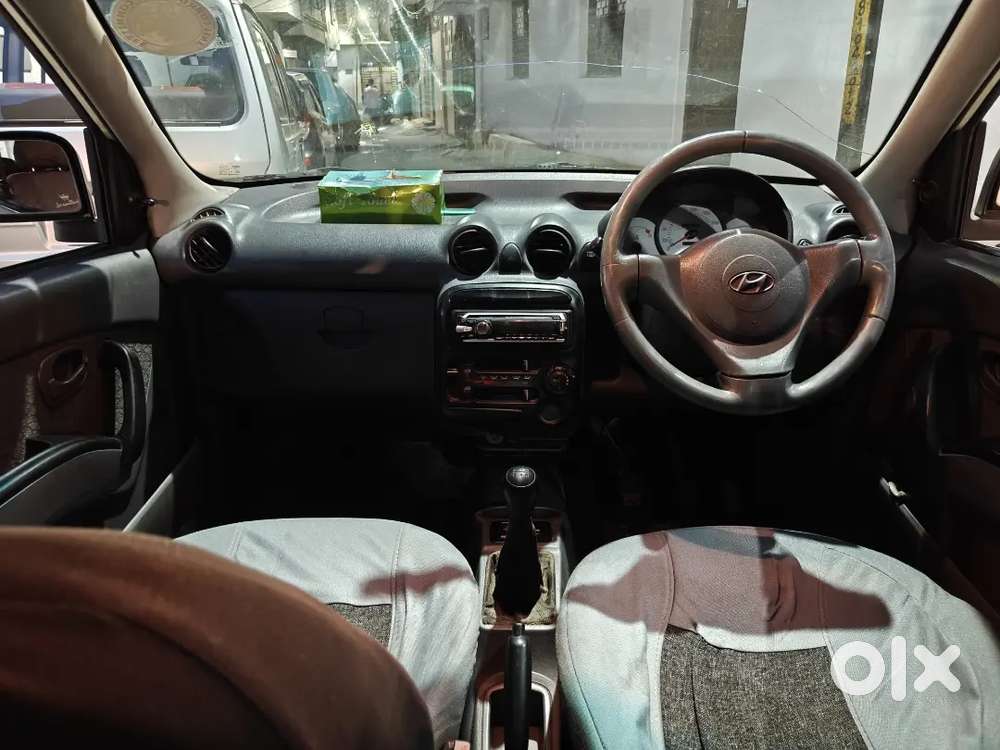 Hyundai Santro Limited Edition All 4 Power Windows Very Less Driven.