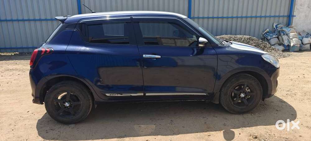 Maruti Suzuki Swift Vxi + Manual, 2024, Petrol