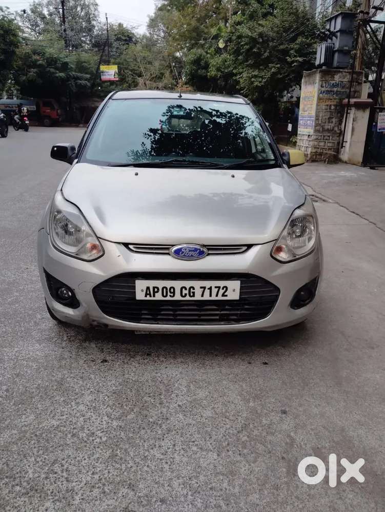 Ford Figo Diesel Zxi 2011