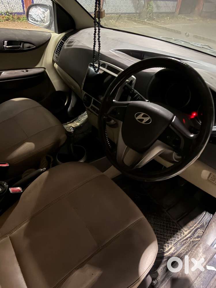 Hyundai I20 Asta Petrol 2009