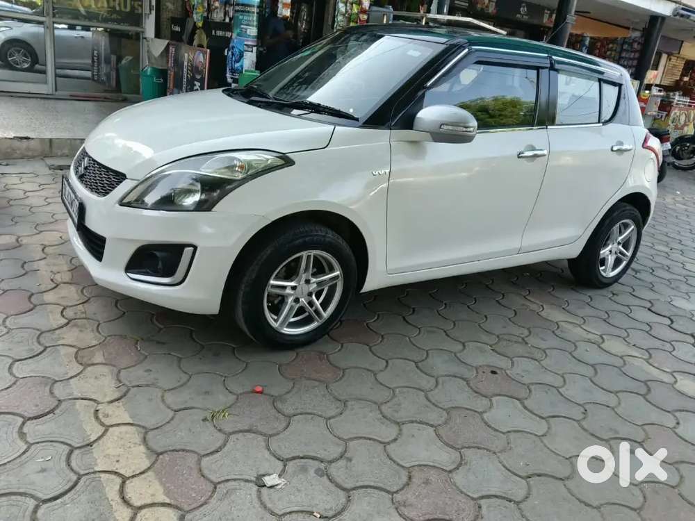 Maruti Suzuki Swift Vxi 2016
