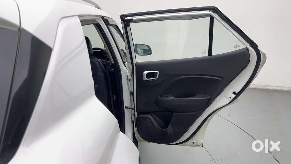 Hyundai Venue 1.0 Sx (o) Turbo Dct, 2019, Petrol