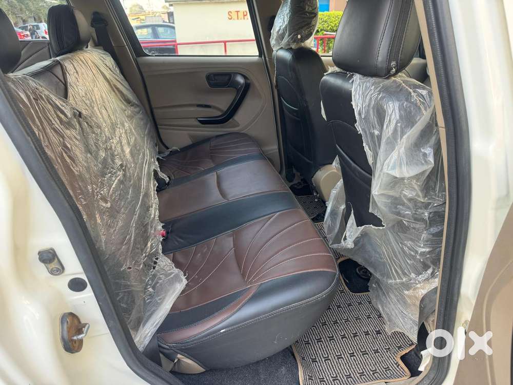 Mahindra Bolero Neo N8, 2023, Diesel