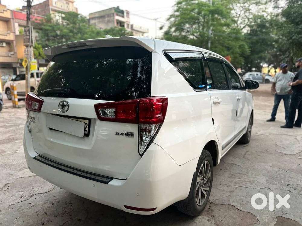 Toyota Innova Crysta 2.8 Gx At, 2021, Diesel
