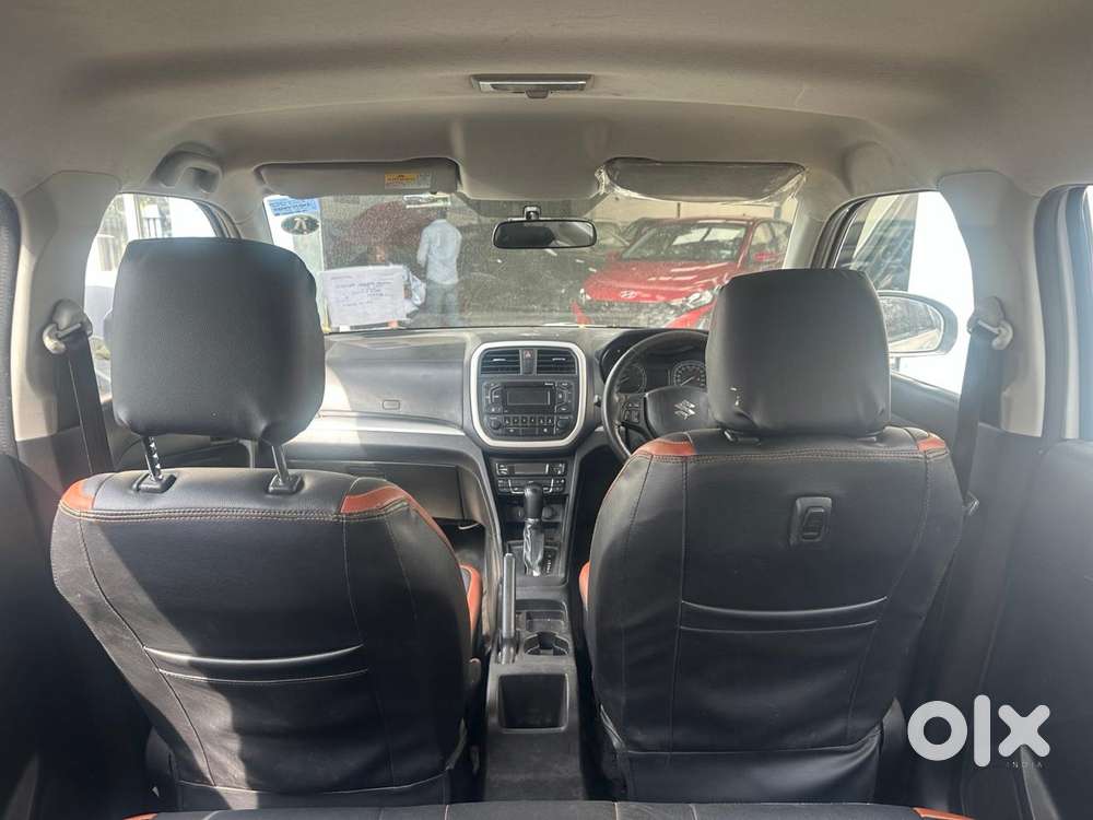 Maruti Suzuki Brezza Vxi At, 2020, Petrol