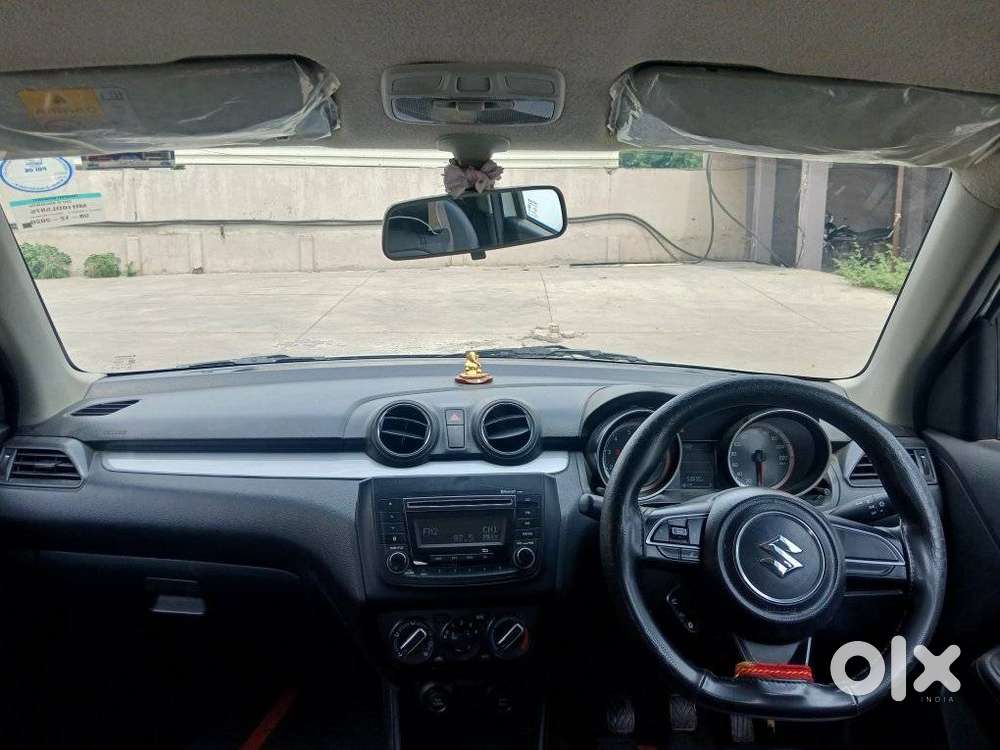 Maruti Suzuki Swift Vxi Optional, 2020, Petrol