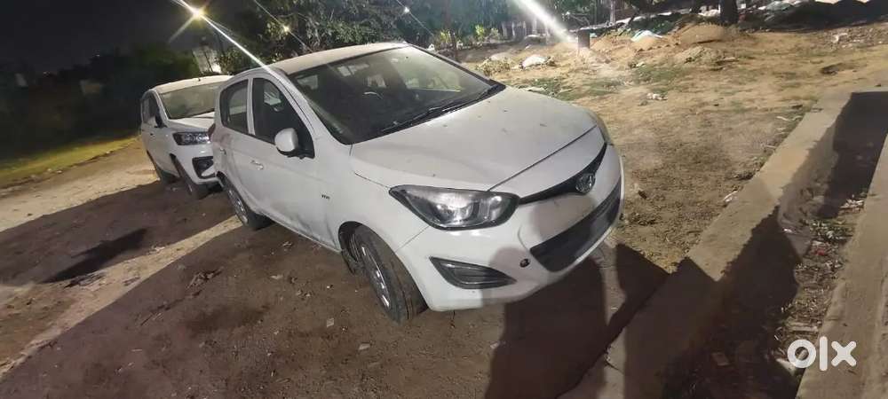 Hyundai I20 2015 Petrol 50000 Km Driven