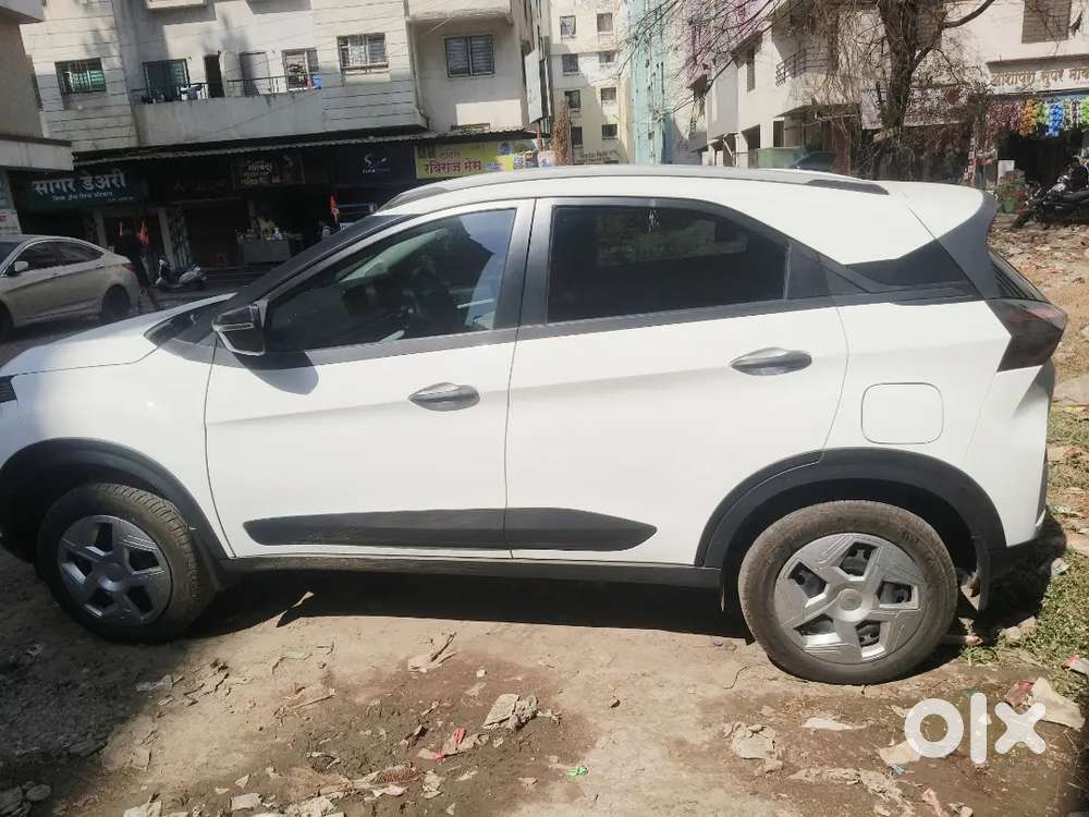 Tata Nexon Pure Pmt