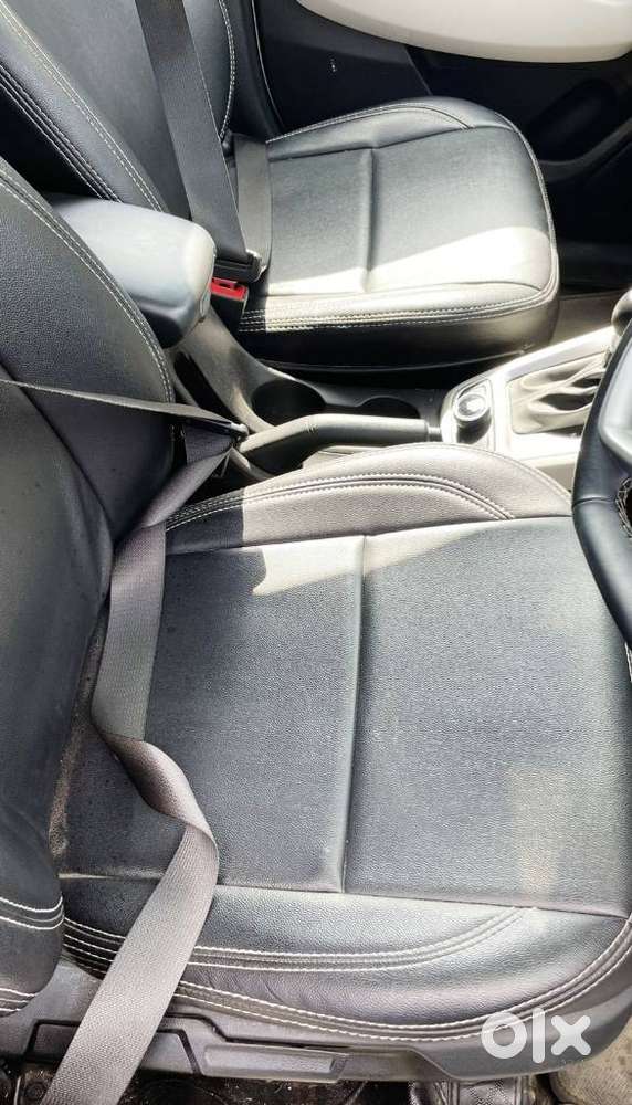 Hyundai Venue 1.2 S (o), 2024, Petrol