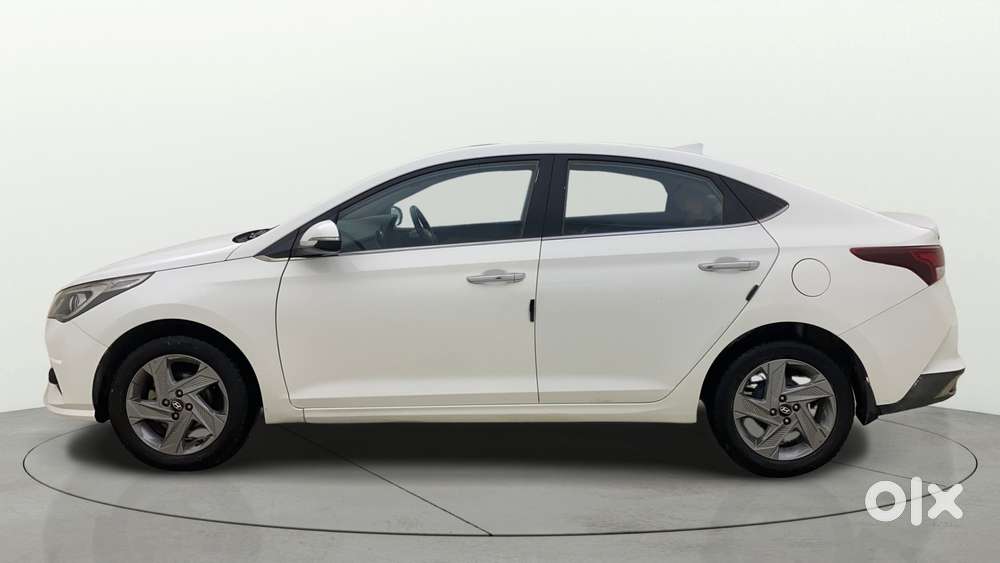 Hyundai Verna 1.5 Sx Vtvt, 2022, Petrol