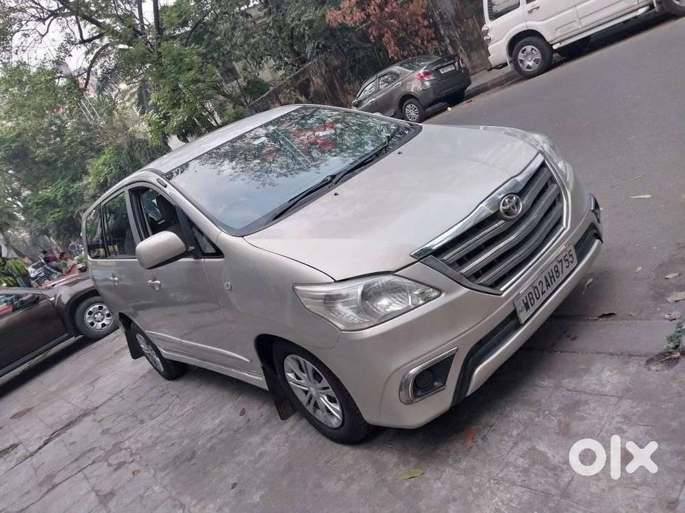 Toyota Innova 2.5 G (diesel) 8 Seater, 2015, Diesel