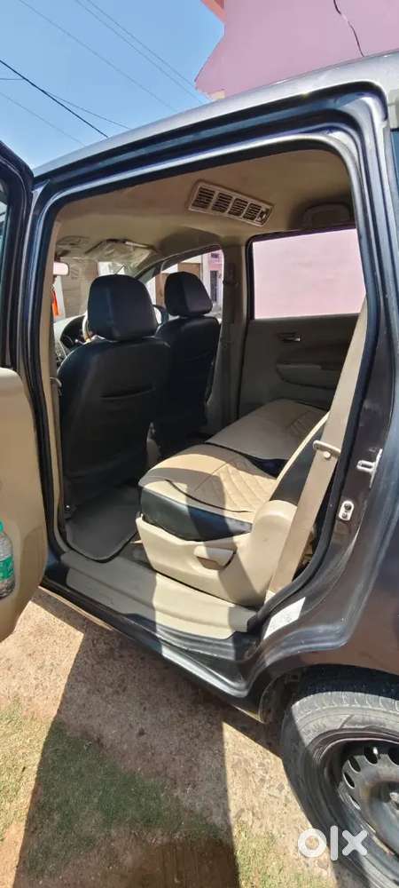 Maruti Suzuki Ertiga 2016 Diesel Limited Edition