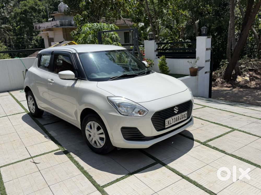 Maruti Suzuki Swift Vxi + Manual, 2020, Petrol