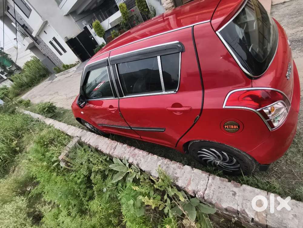 Swift Maruti Suzuki 2006 Petrol Manual
