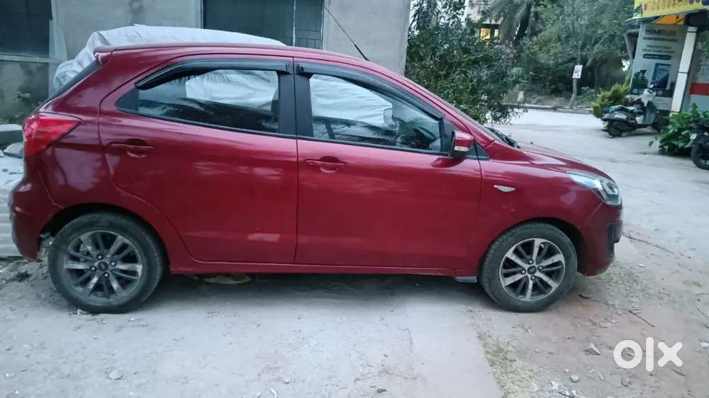 Ford Figo Titanium Petrol 2020