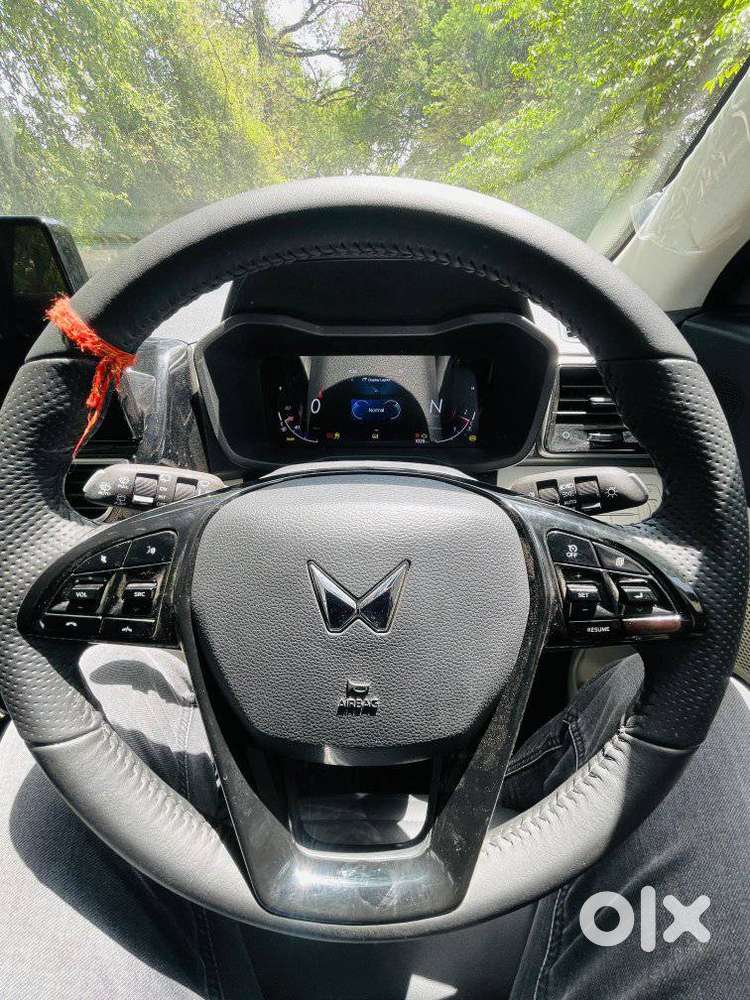 Mahindra Xuv 3xo Ax5 Ds Mt, 2026, Diesel