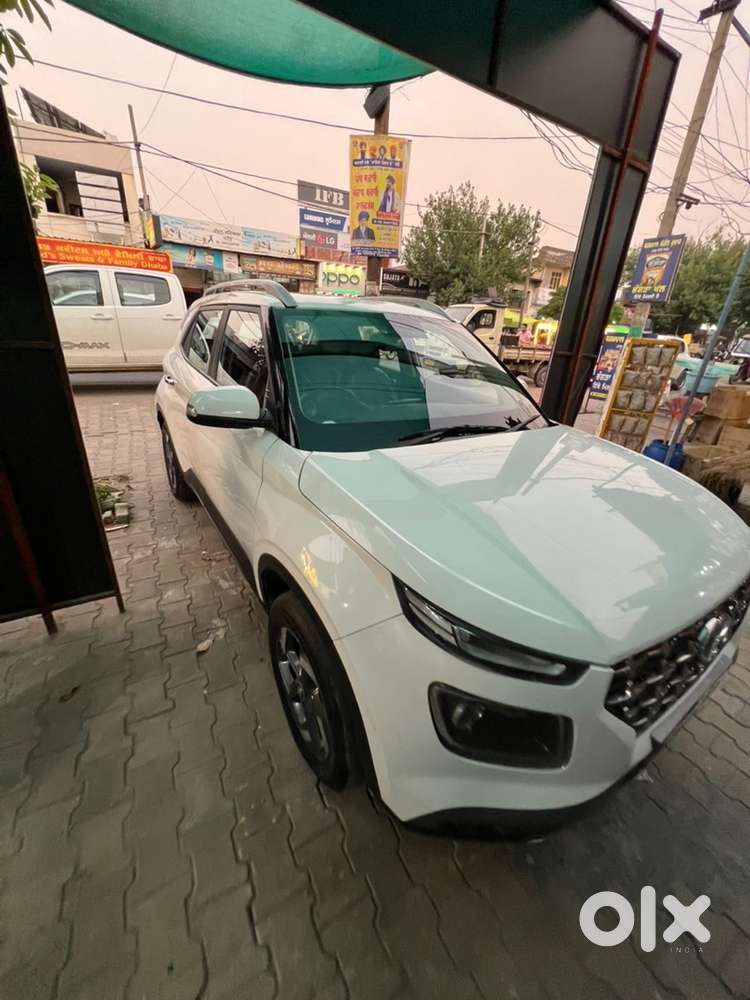 Hyundai Venue Diesel 2019
