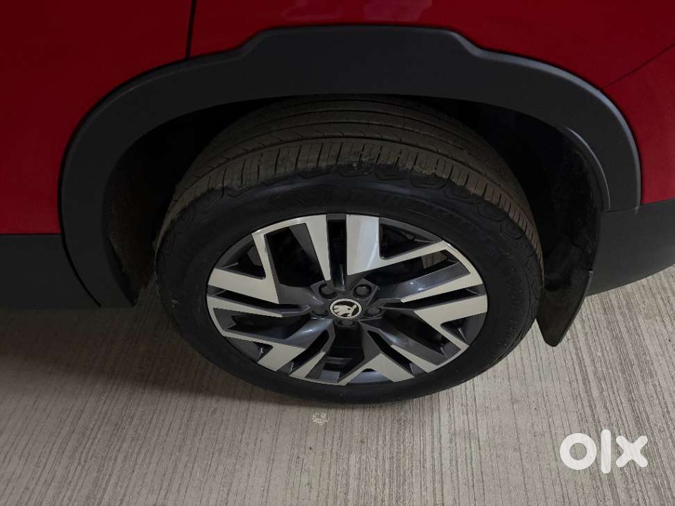 Skoda Kylaq Prestige, 2025, Petrol