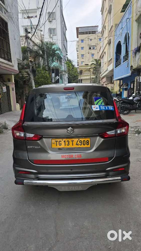 Maruti Suzuki Ertiga 2025 Cng + Petrol 33100 Km Driven