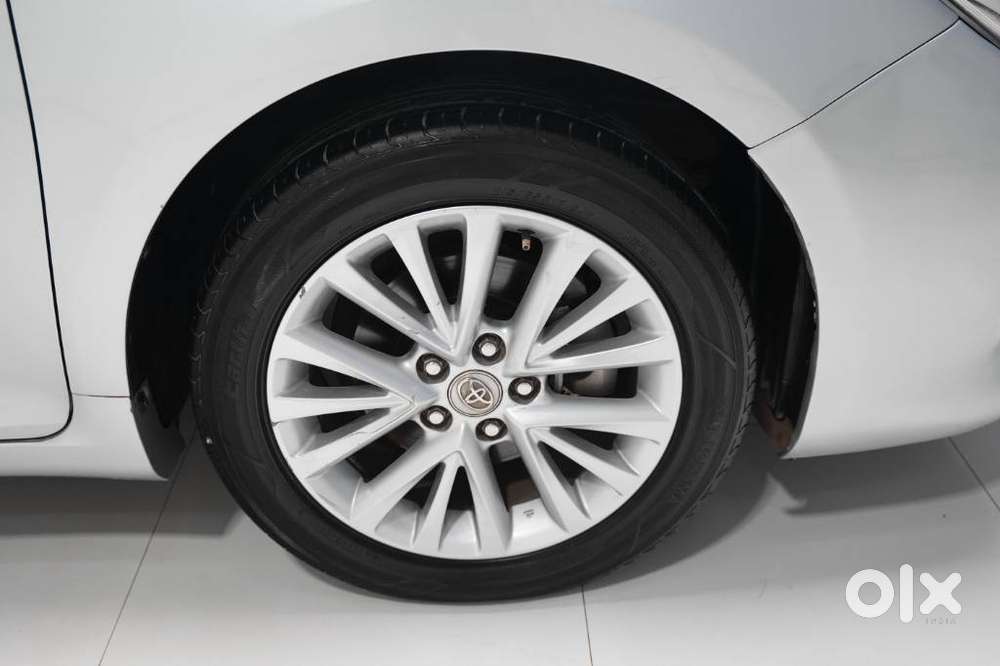 Toyota Camry 2.5 Hybrid, 2016, Petrol