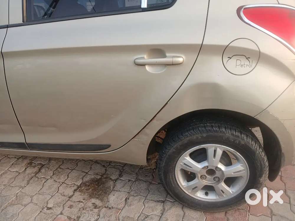 Hyundai I20 2011 Year Car