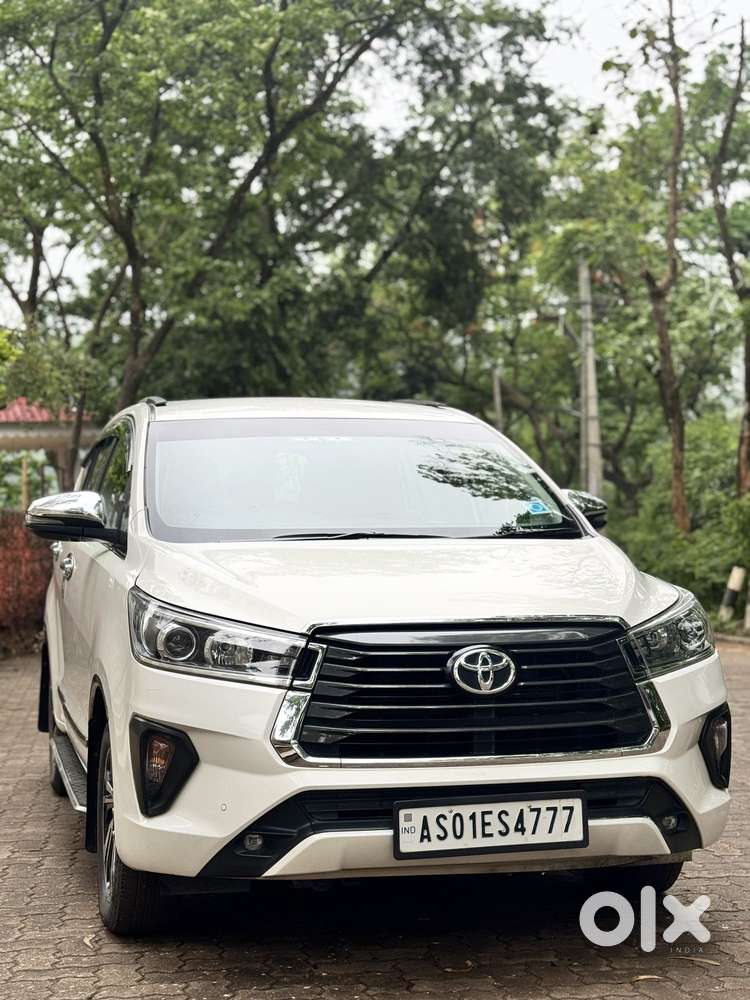 Toyota Innova Crysta 2.4 V 8 Str, 2020, Diesel