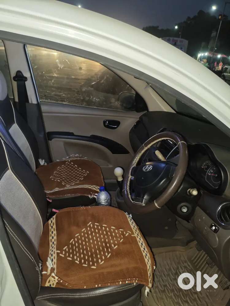 Hyundai I10 2011 Cng & Hybrids 93700 Km Driven