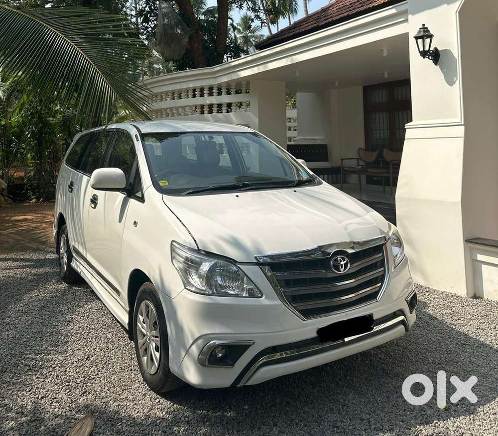 Toyota Innova Diesel 2012 Car