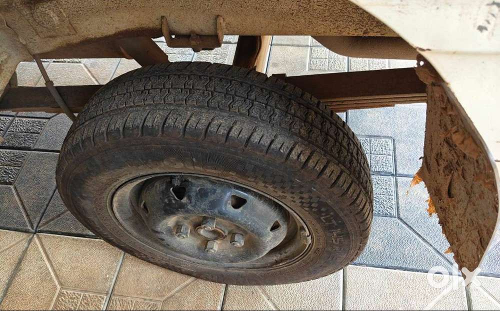 Mahindra Supro Mini Van