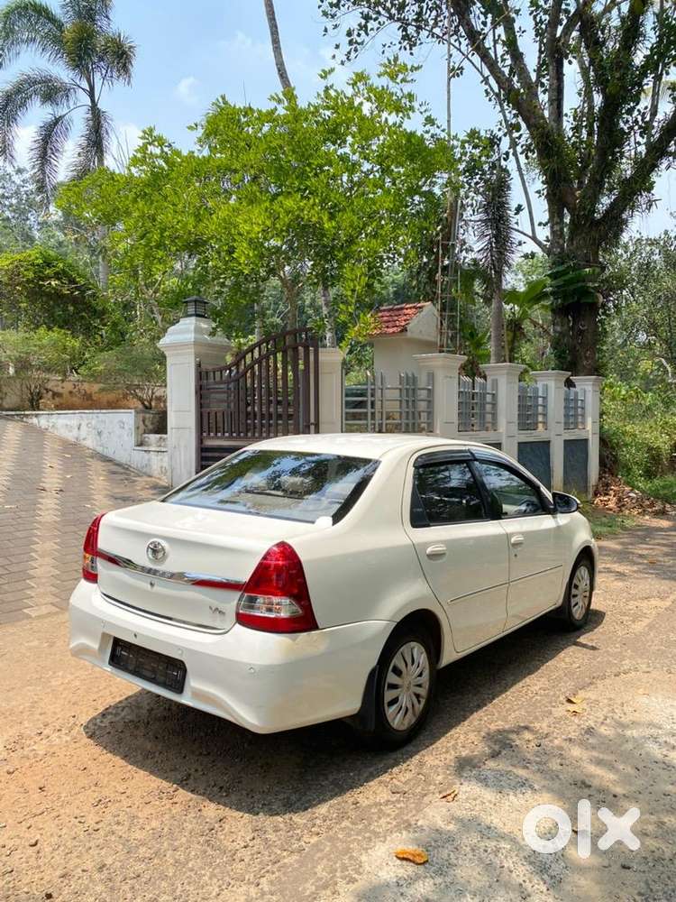 Toyota Etios 2016 Diesel Well Maintained
