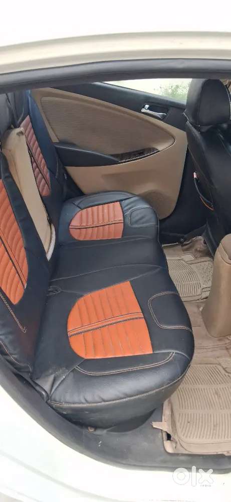 Hyundai Fluidic Verna 2011