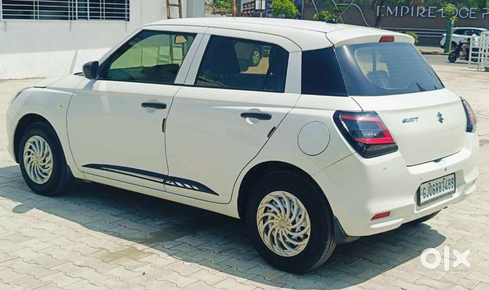 Maruti Suzuki Swift 1.2 Lxi (o), 2025, Petrol